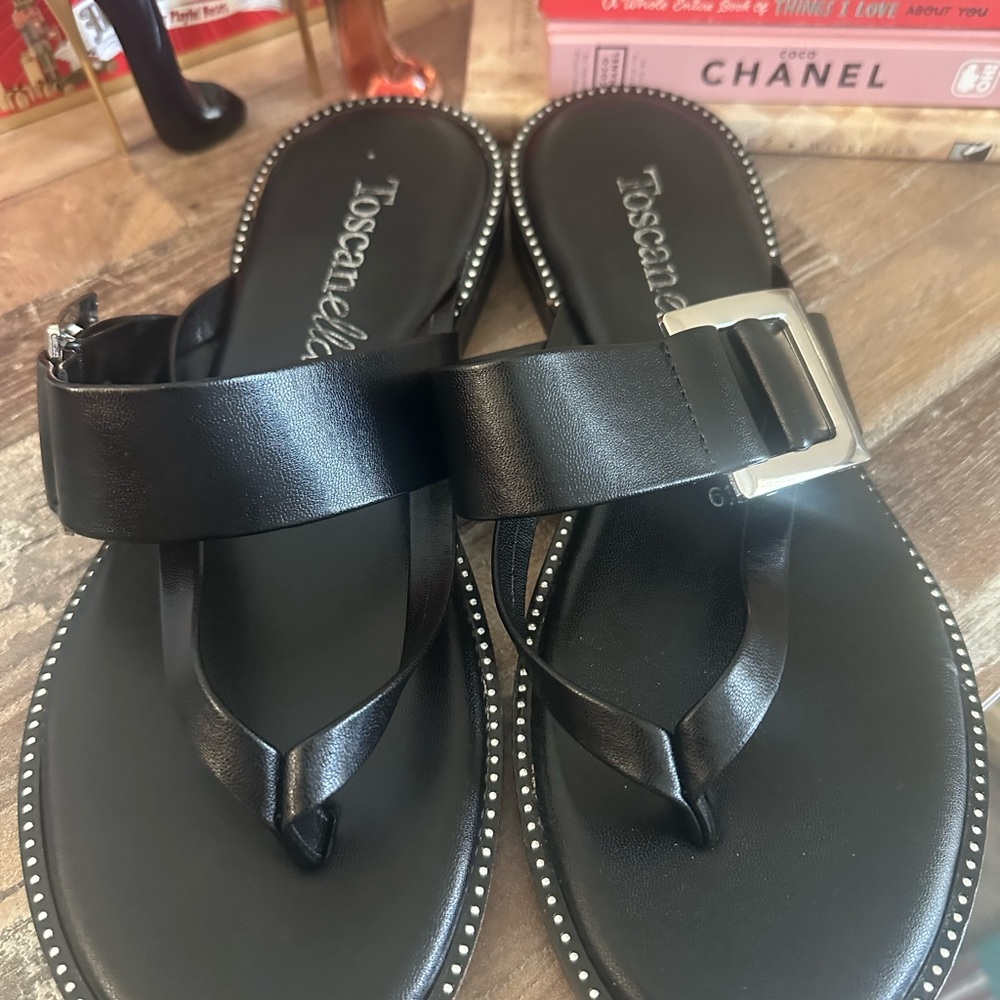 Toscanella Black Leather Sandals with silver buckle made in Italy size 6 1/2 - Picture 3 of 5